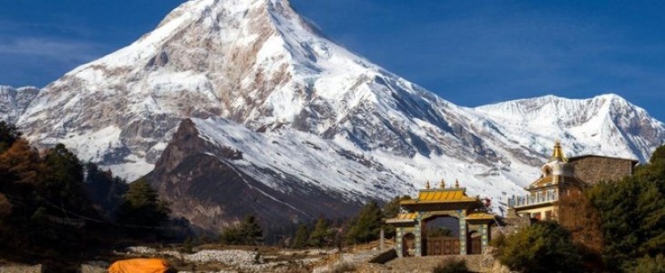 Round Tsum Valley And Manaslu Circuit Trek 23 Days